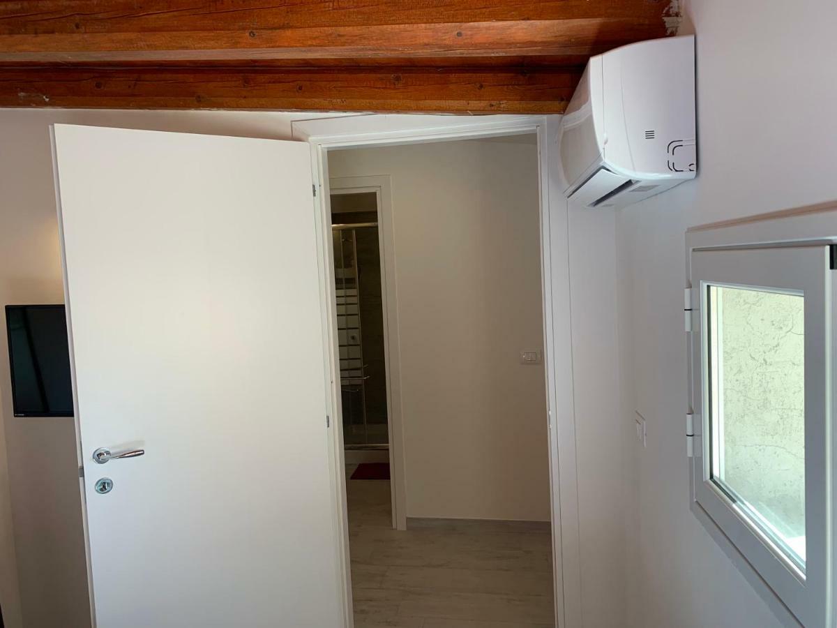 סירקוזה Deni'S Apartments Per 4 מראה חיצוני תמונה