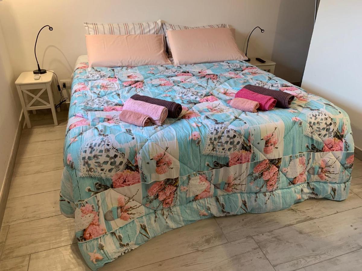 סירקוזה Deni'S Apartments Per 4 מראה חיצוני תמונה